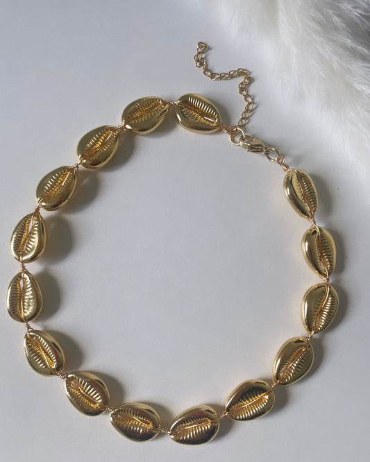 Shells Choker